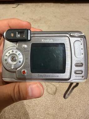 Kodak EasyShare DX6440 4.0 MP Digital Camera